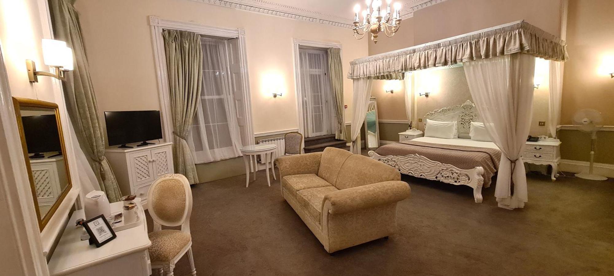 Manor Of Groves Hotel, Golf & Health Club Sawbridgeworth Exteriér fotografie